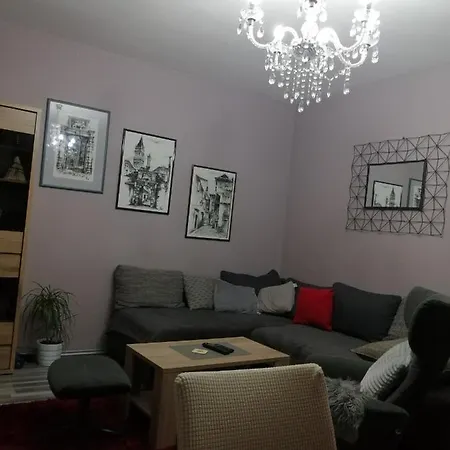דירה Ma-La Apartmani *