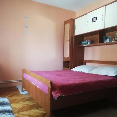 דירה Ma-La Apartmani