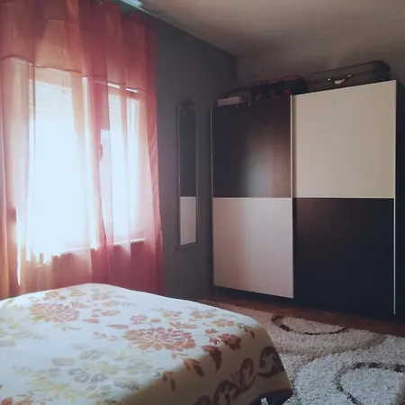Ma-La Apartmani *